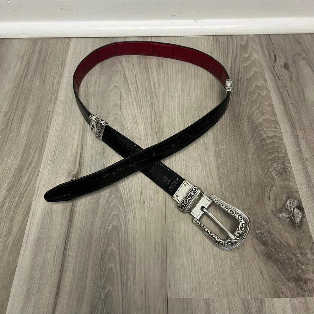 Brighton Black/Red Twist Turn Reversible Croc-Embossed Leather Belt Size M / 30